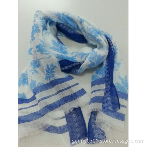 Viscose scarf